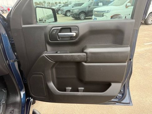 Used 2020 Chevrolet Silverado 1500 Custom w/ Custom Value Package image 45