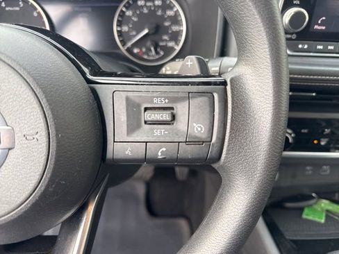 Used 2021 Nissan Rogue S image 18