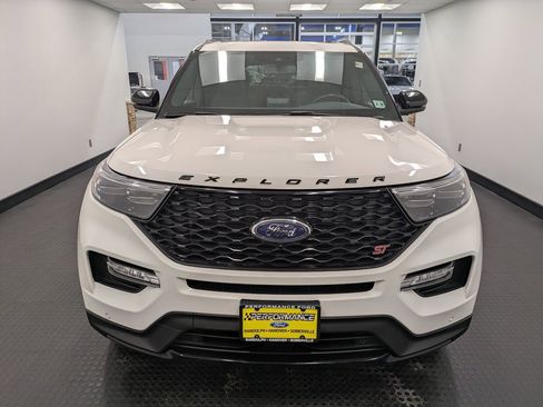 Used 2022 Ford Explorer ST w/ Equipment Group 401A image 2