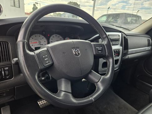 Used 2005 Dodge Ram 1500 Truck 2WD Quad Cab image 11