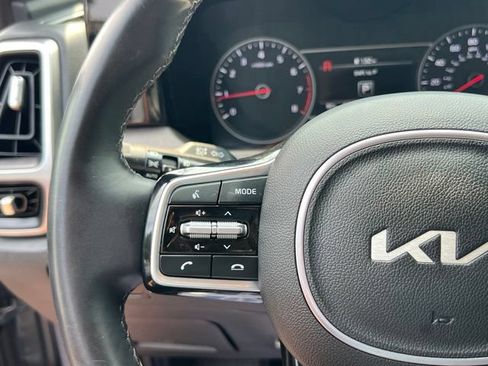 Certified 2023 Kia Sorento X-Line EX AWD/4WD image 21
