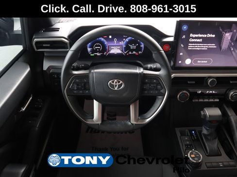 Used 2024 Toyota Tacoma TRD Sport AWD/4WD image 12