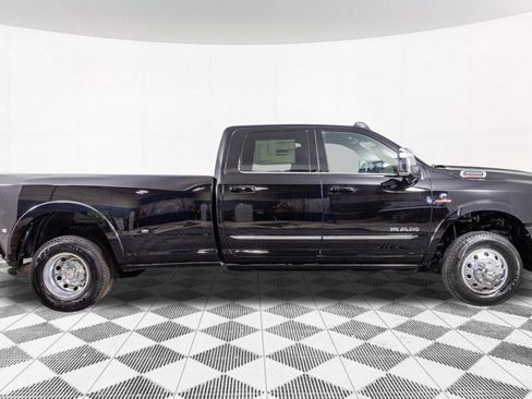 New 2026 RAM 3500 Limited AWD/4WD image 7