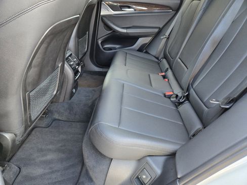 Used 2018 BMW X3 xDrive30i image 10