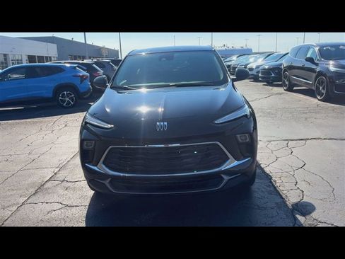 Used 2024 Buick Encore GX Preferred FWD image 3