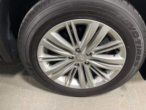 Used 2024 Mitsubishi Outlander ES FWD image 38