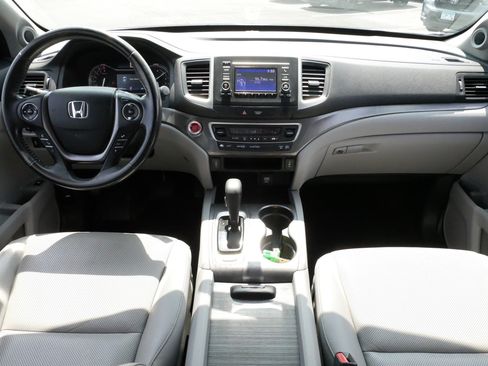 Used 2018 Honda Ridgeline RTL image 10