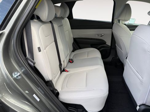 New 2026 Hyundai Tucson SEL image 18