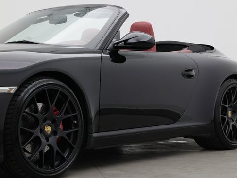 Used 2009 Porsche 911 Carrera S RWD image 21