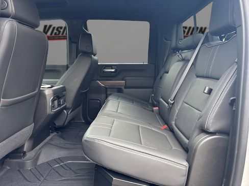 Used 2022 Chevrolet Silverado 2500 High Country w/ Technology Package image 10