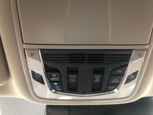 Used 2022 Acura RDX AWD w/ Technology Package image 30