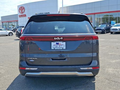 Used 2024 Kia Carnival SX Prestige FWD image 6