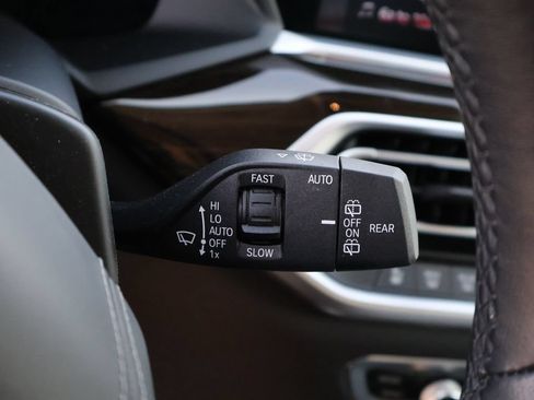 Used 2020 BMW X7 xDrive40i w/ Premium Package AWD/4WD image 33