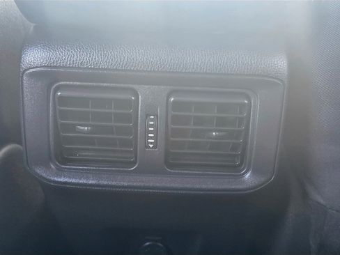 Used 2024 Toyota RAV4 LE AWD/4WD image 20