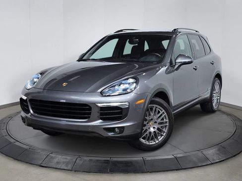 Used 2016 Porsche Cayenne S AWD/4WD image 1