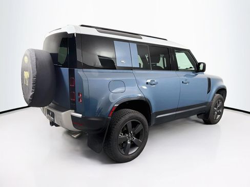Used 2024 Land Rover Defender 110 SE AWD/4WD image 7