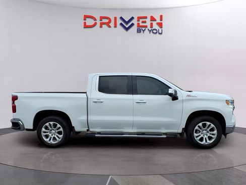 Used 2022 Chevrolet Silverado 1500 LTZ w/ LTZ Premium Package image 6