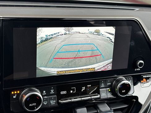 New 2026 Toyota Highlander XLE AWD/4WD image 22