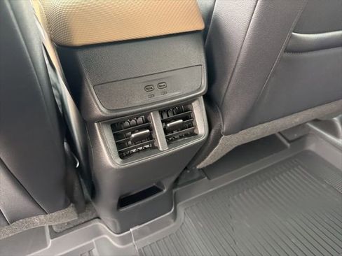 New 2026 Chevrolet Equinox ACTIV w/ LPO, Floor Liner Package FWD image 24