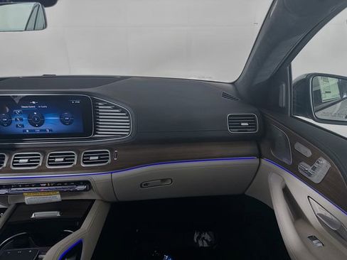 New 2026 Mercedes-Benz GLE 63 AMG S image 24