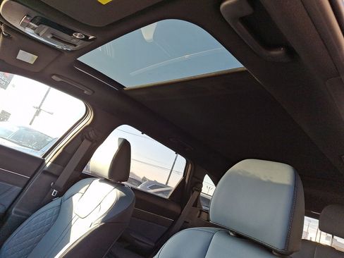 New 2025 Kia Sorento SX Prestige image 15