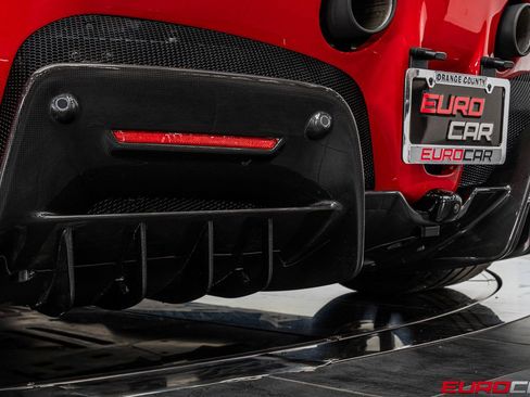 Used 2023 Ferrari SF90 Spider image 26