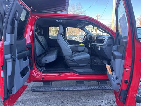 New 2026 Ford F350 XL w/ XL Chrome Package image 22