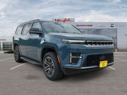 New 2026 Jeep Grand Wagoneer 2WD image 7