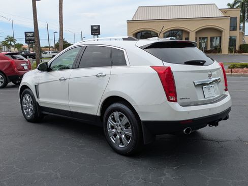 Used 2016 Cadillac SRX Luxury w/ Driver Awareness Package AWD/4WD image 4