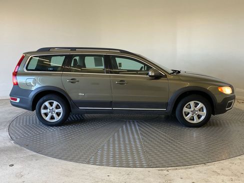 Used 2011 Volvo XC70 3.2 image 7