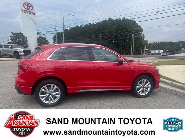 Used 2025 Audi Q3 2.0T Premium AWD/4WD image 2