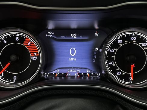 Used 2022 Jeep Cherokee Latitude Lux w/ Sun & Sound Group image 17