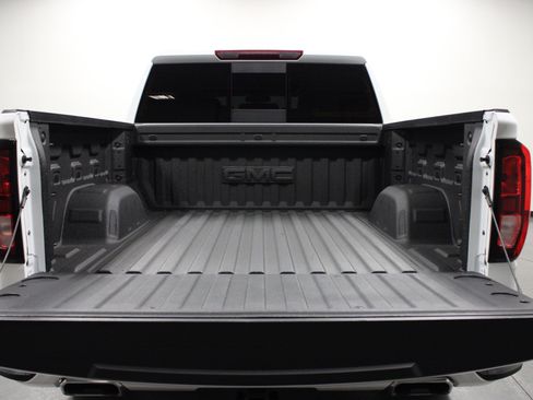 Used 2026 GMC Sierra 1500 Elevation w/ Elevation Premium Package AWD/4WD image 14