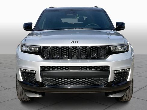 New 2025 Jeep Grand Cherokee L Limited image 3