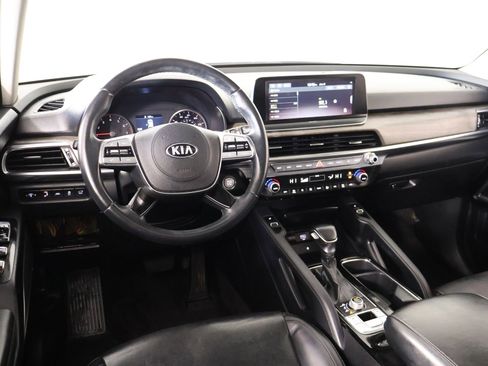 Used 2020 Kia Telluride EX image 2