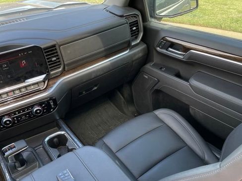 Used 2026 GMC Sierra 1500 Elevation w/ Elevation Premium Package AWD/4WD image 10