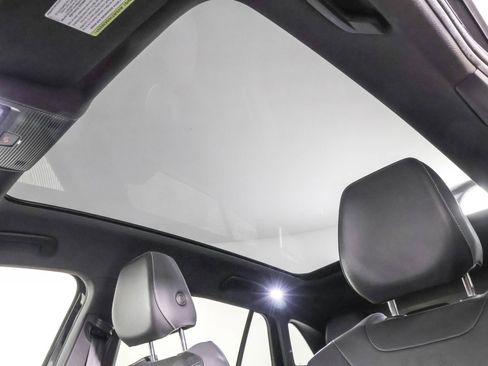 Used 2023 Volkswagen ID.4 Pro S image 33