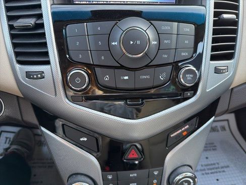 Used 2016 Chevrolet Cruze LTZ image 23