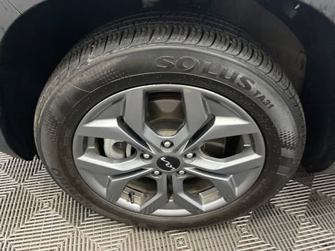 Certified 2024 Kia Seltos LX image 34