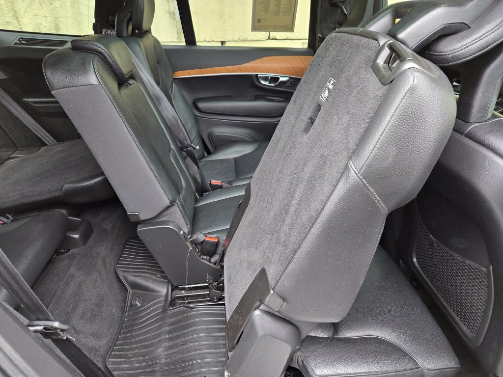 Used 2021 Volvo XC90 T6 Momentum w/ Advanced Package AWD/4WD image 48
