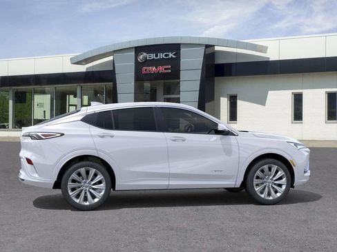 New 2026 Buick Envista Avenir image 5