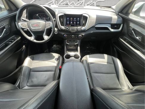 Used 2024 GMC Terrain SLT FWD image 20
