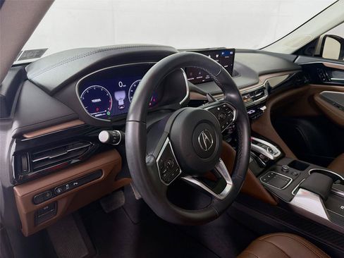 Used 2023 Acura MDX SH-AWD w/ Technology Package image 16