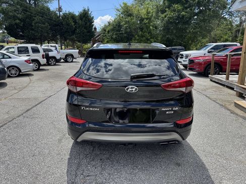 Used 2016 Hyundai Tucson Sport image 4