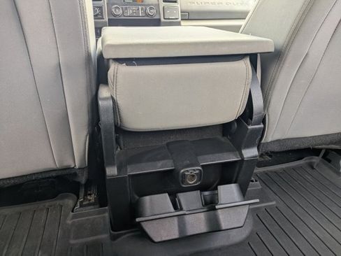 Used 2019 Ford F250 XL w/ STX Appearance Package AWD/4WD image 16