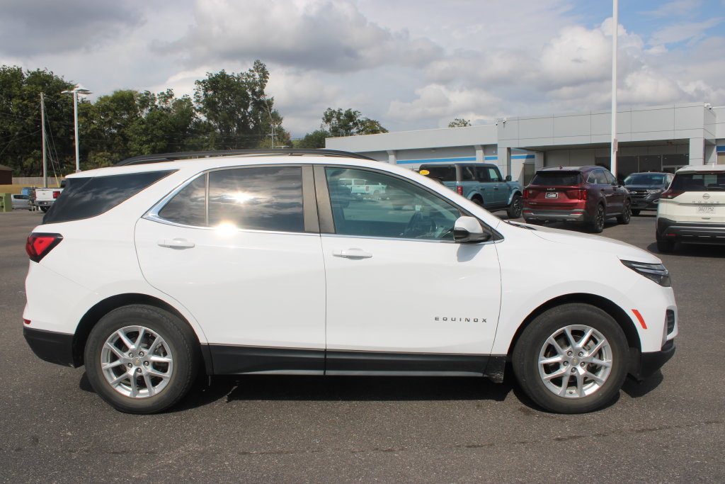 Used 2022 Chevrolet Equinox LT FWD image 11
