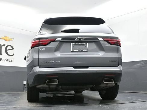 Used 2023 Chevrolet Traverse Premier w/ LPO, Floor Liner Package AWD/4WD image 55