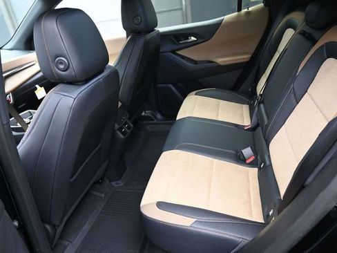 New 2026 Chevrolet Equinox ACTIV w/ Convenience Package III FWD image 9