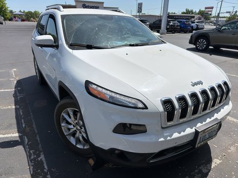 Used 2015 Jeep Cherokee Limited w/ Luxury Group AWD/4WD image 1