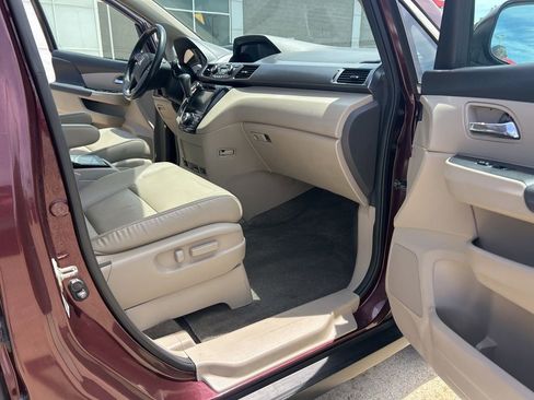 Used 2014 Honda Odyssey EX-L image 13